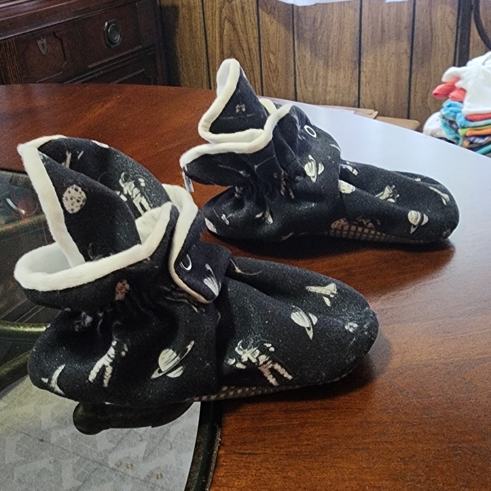 Slippers